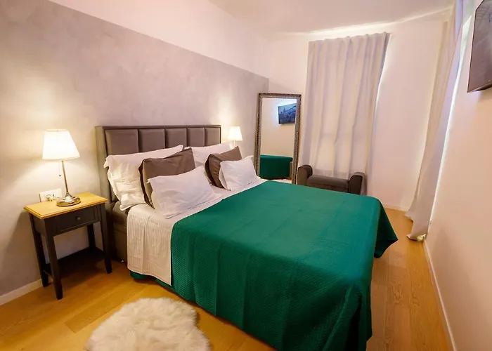 Osiris Luxury Apartment